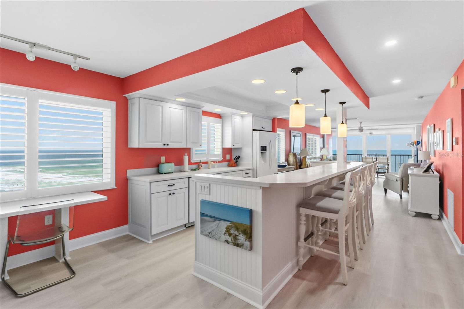 GULF HORIZONS - Residential