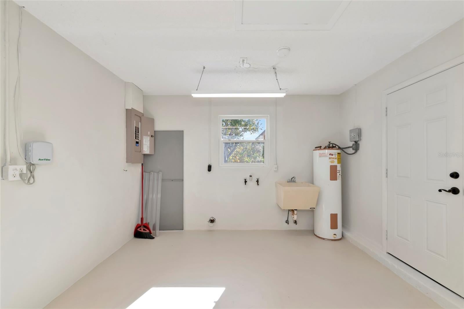 VENICE EAST SEC 1 - Residential