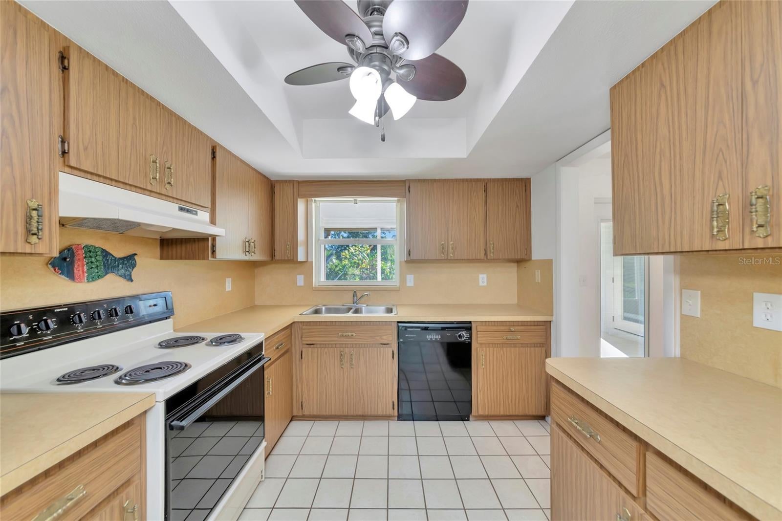 VENICE EAST SEC 1 - Residential