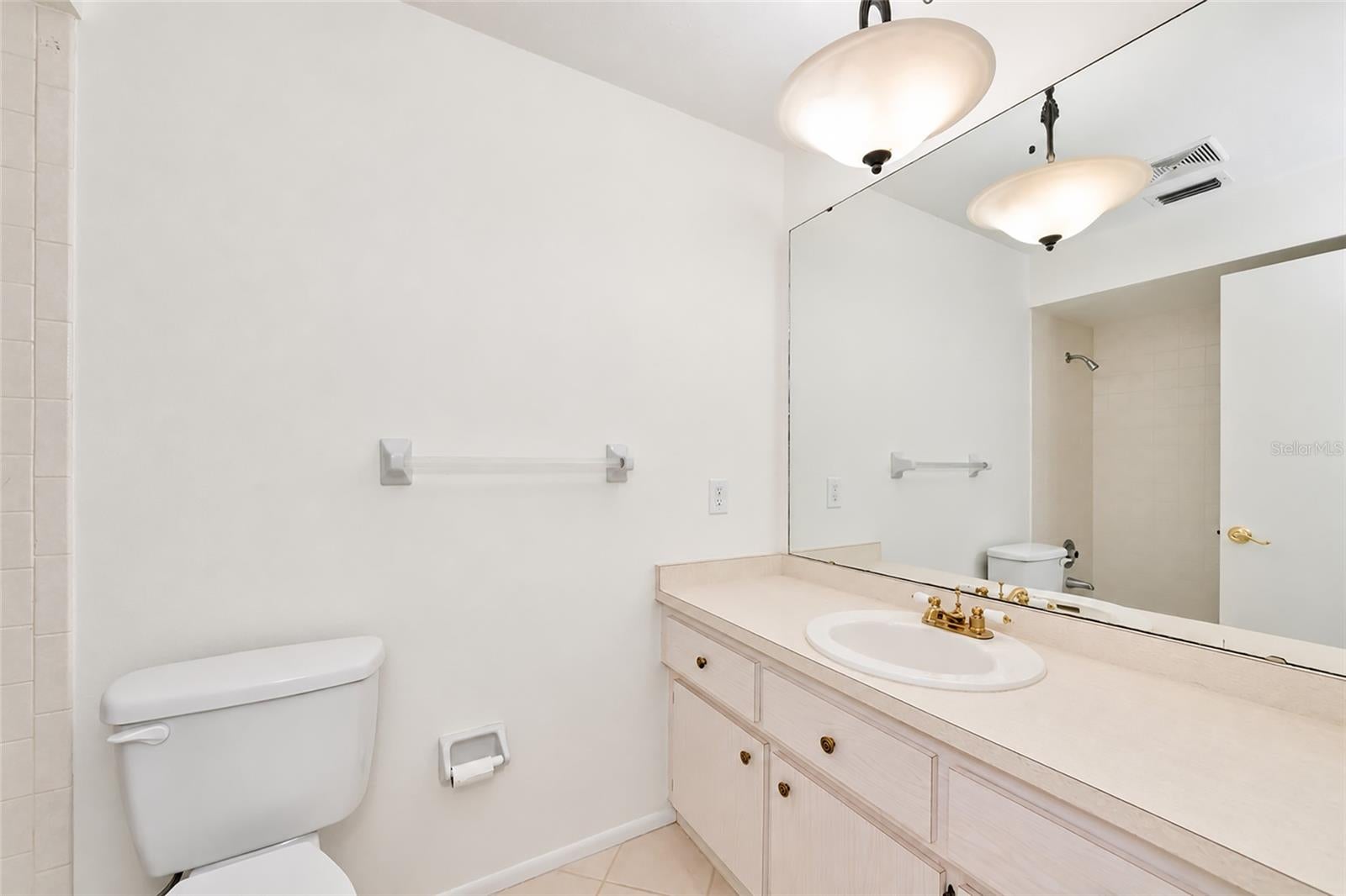 VENICE EAST SEC 1 - Residential