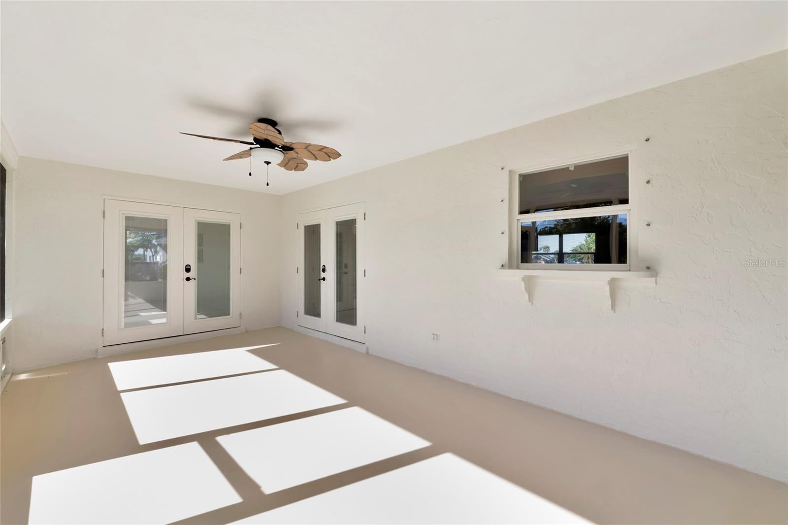 VENICE EAST SEC 1 - Residential