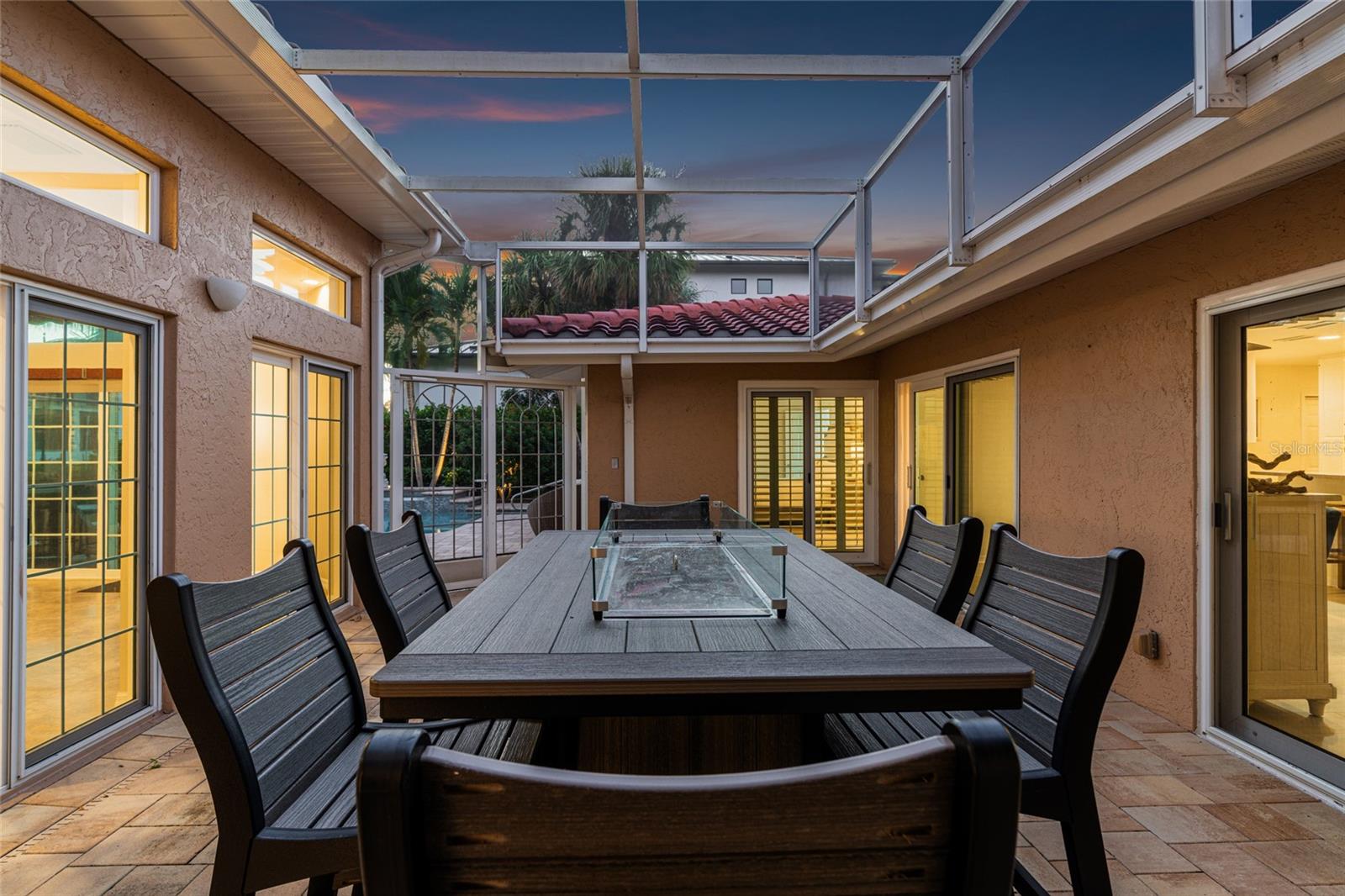 SIESTA ISLES - Residential