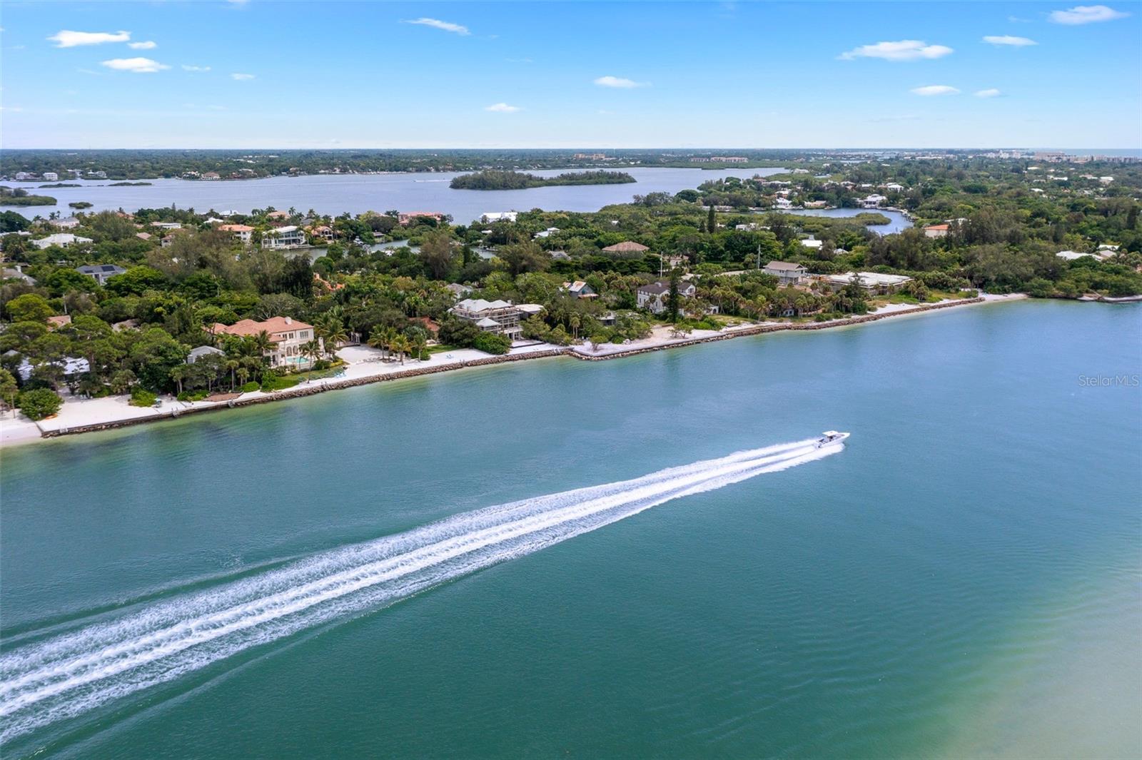 SIESTA ISLES - Residential