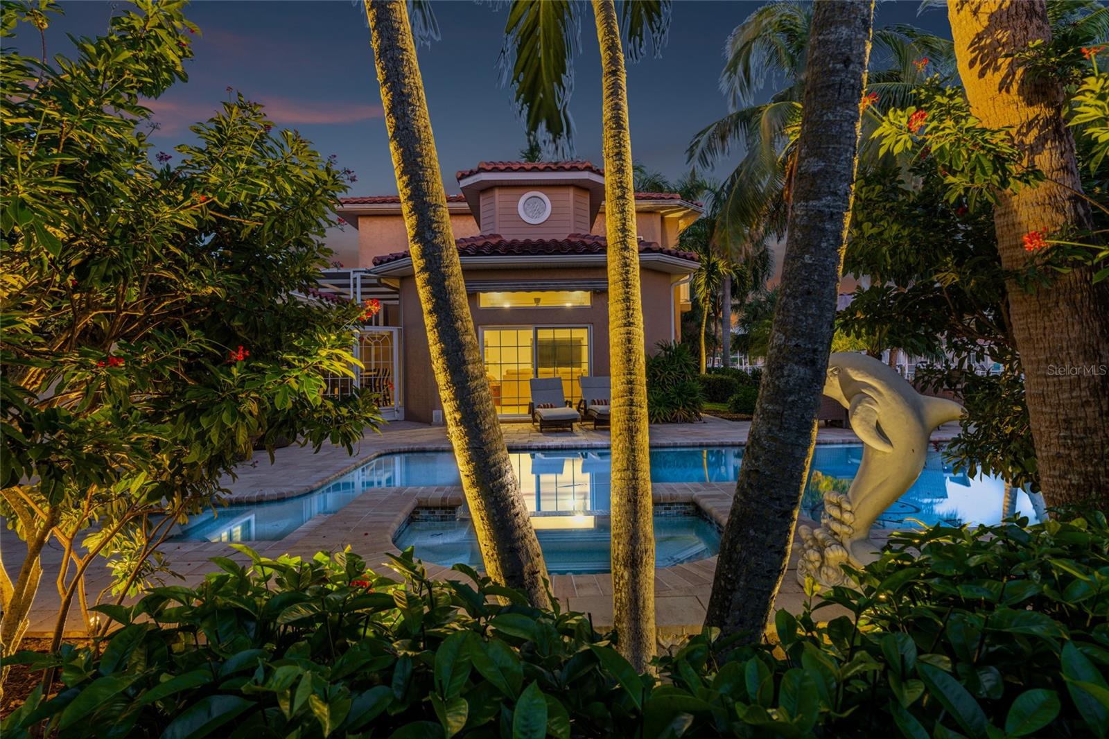 SIESTA ISLES - Residential