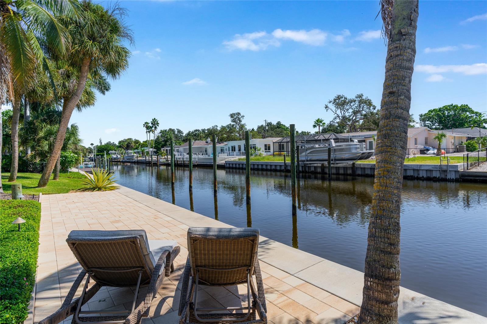 SIESTA ISLES - Residential