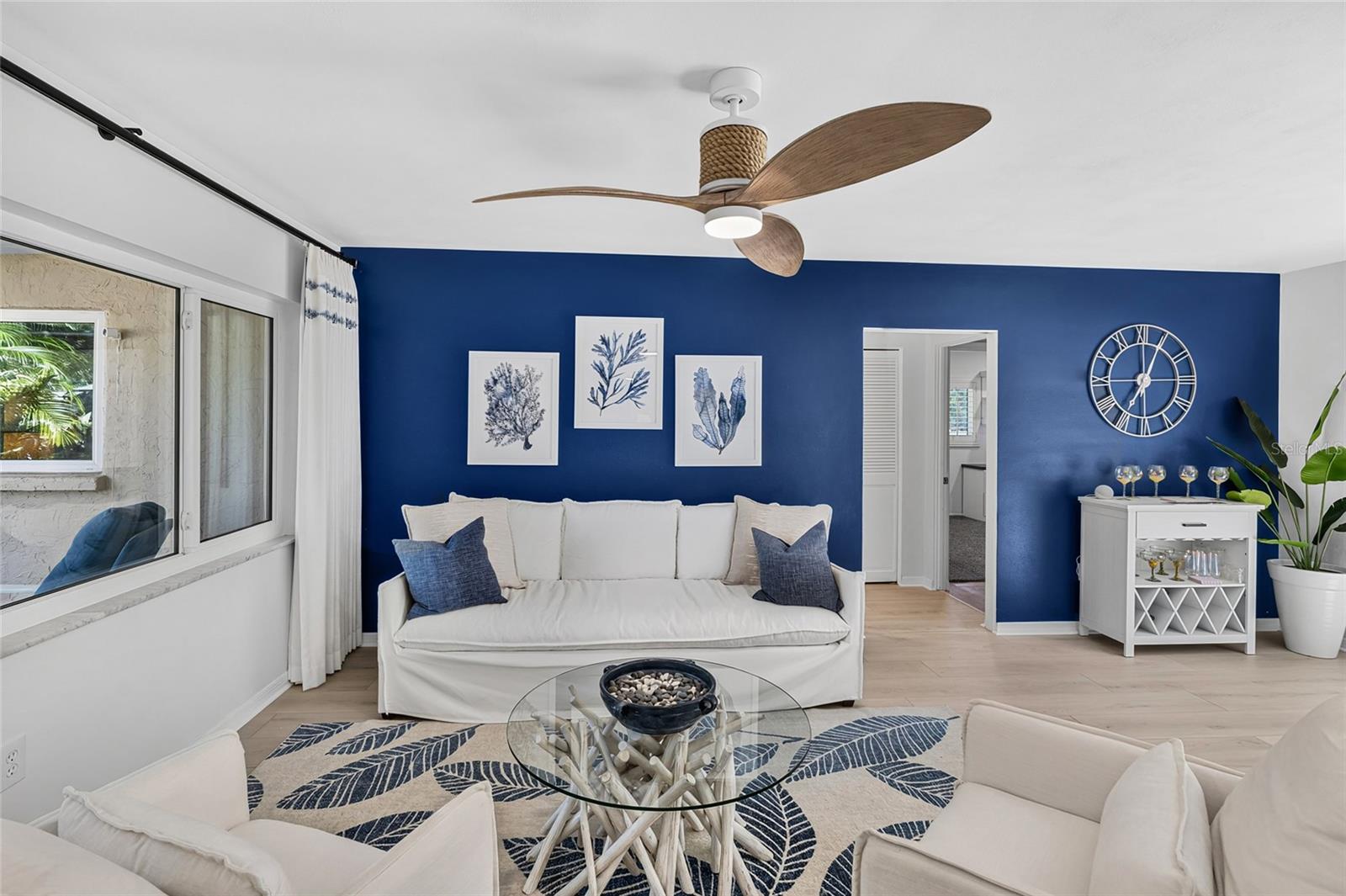 SIESTA ISLES - Residential
