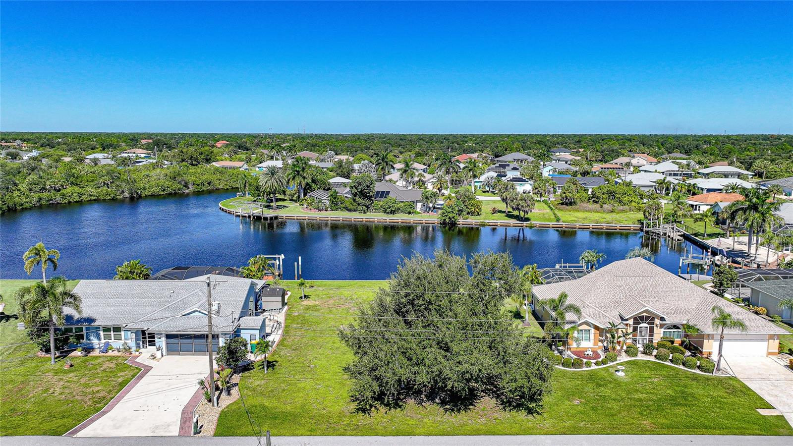 PORT CHARLOTTE SEC 044 - Land