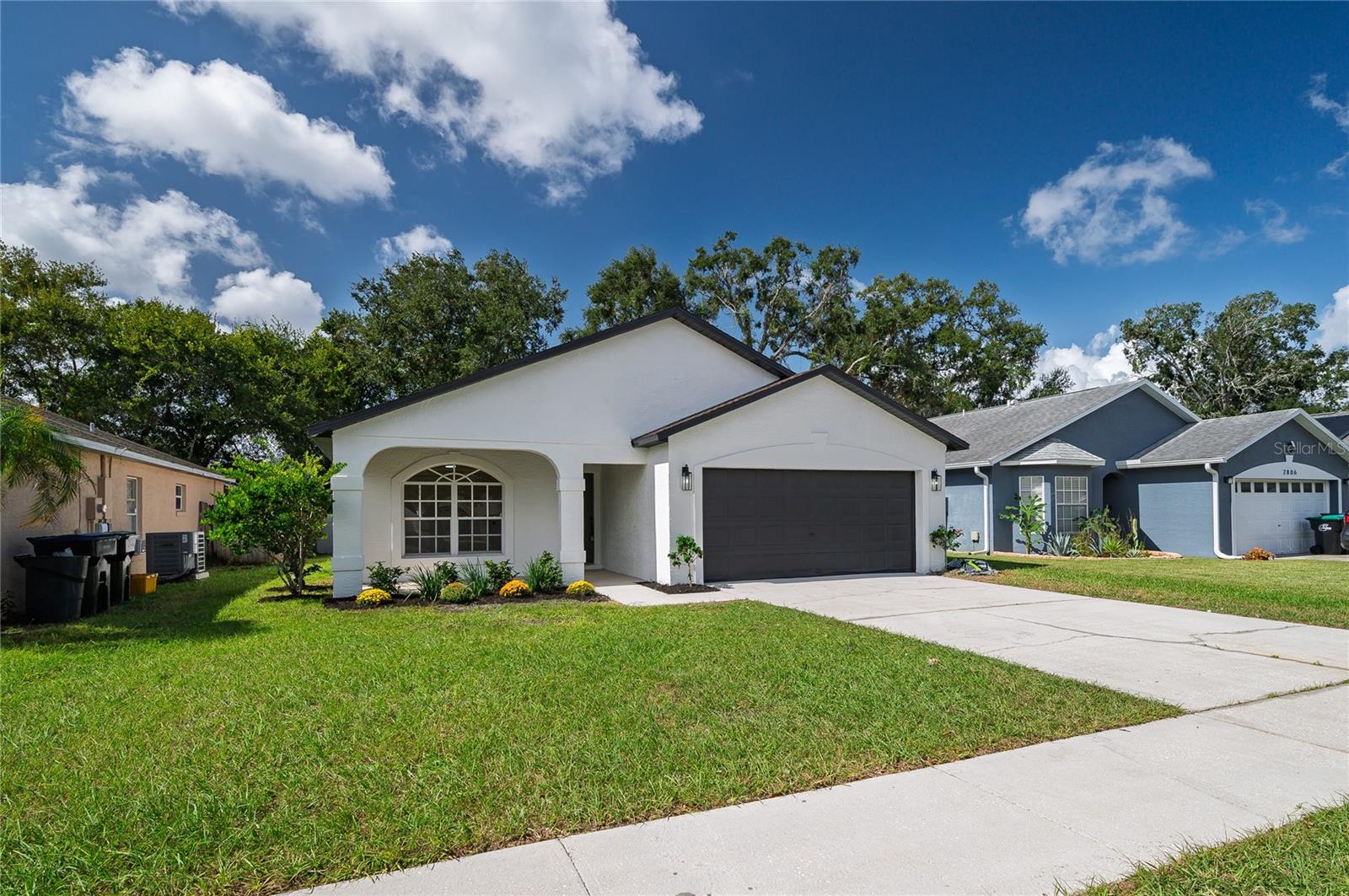 ISLANDS CURRY FORD - Residential