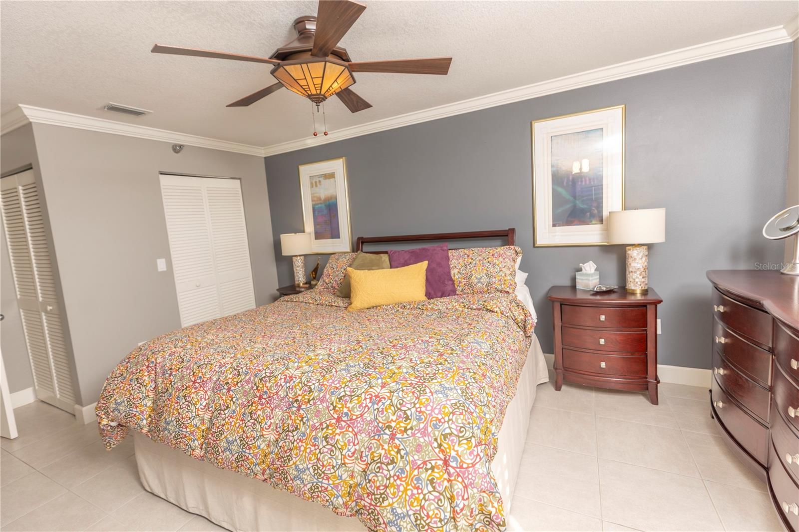 LEMON BAY BREEZES PH 02 BLDG B - Residential