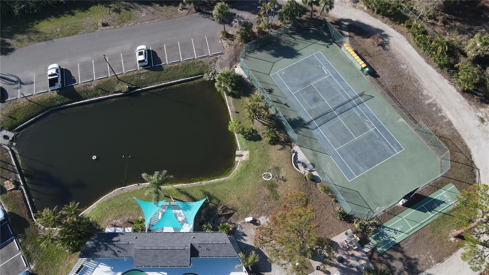 LEMON BAY BREEZES PH 02 BLDG B - Residential