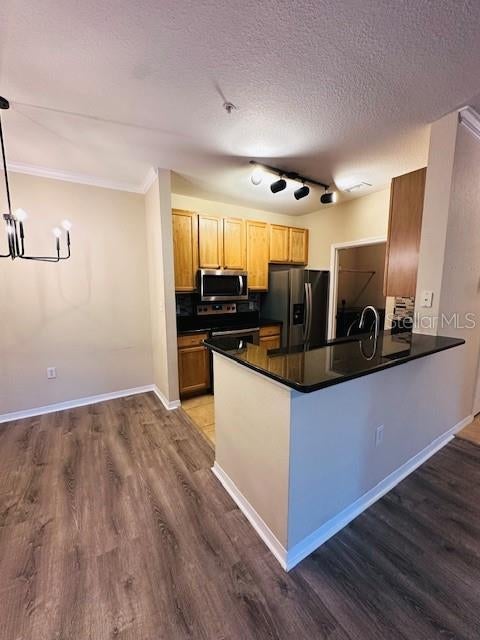 COURTNEY PALMS CONDO - Residential