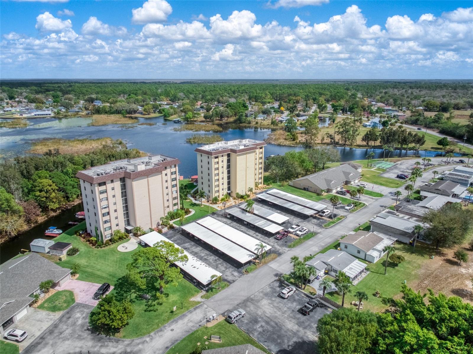 SUN N LAKE - Residential