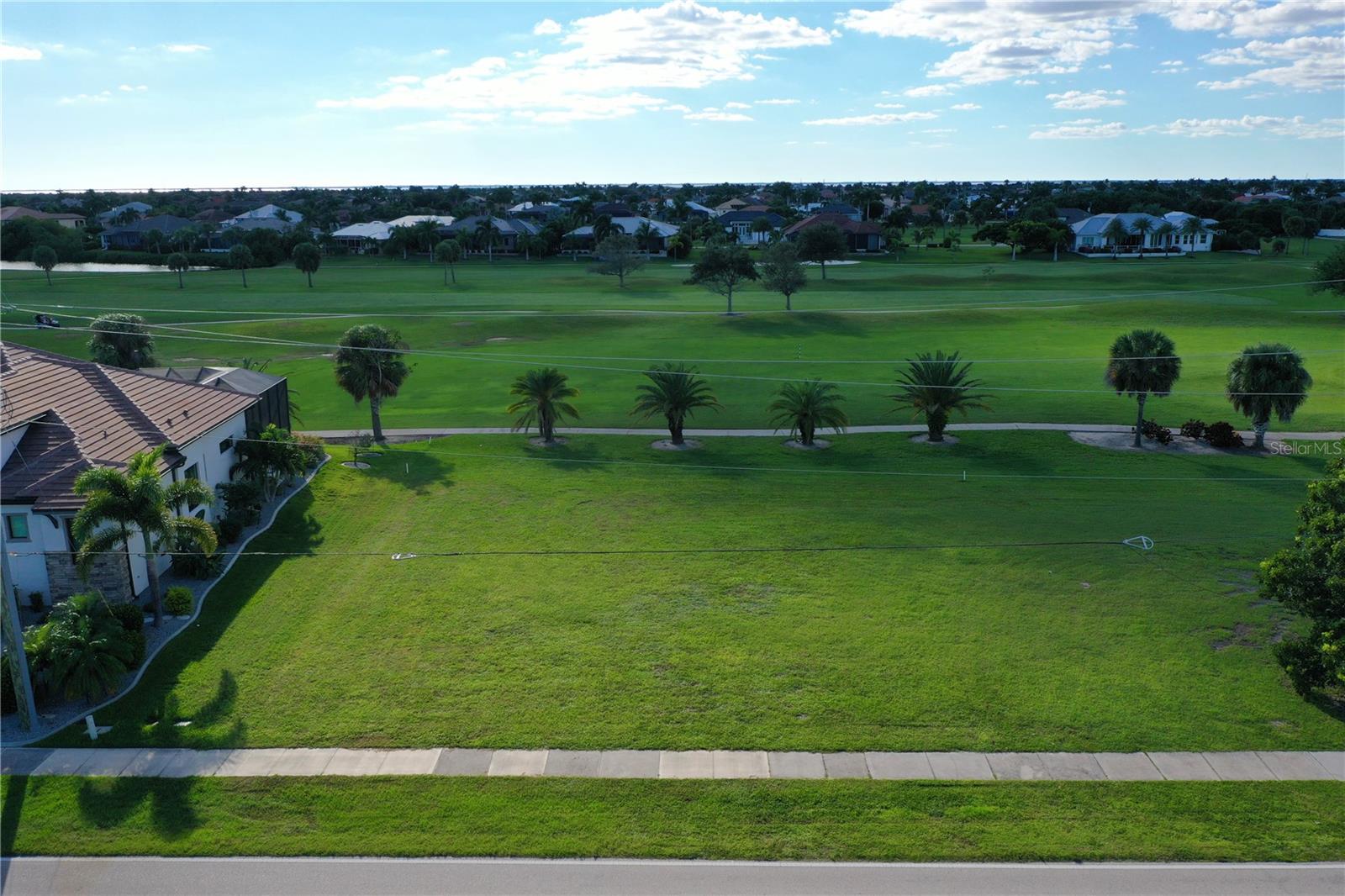 PUNTA GORDA ISLES SEC 12 - Land