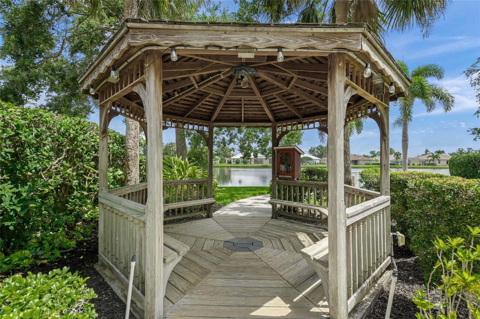 DEERFIELD - Residential