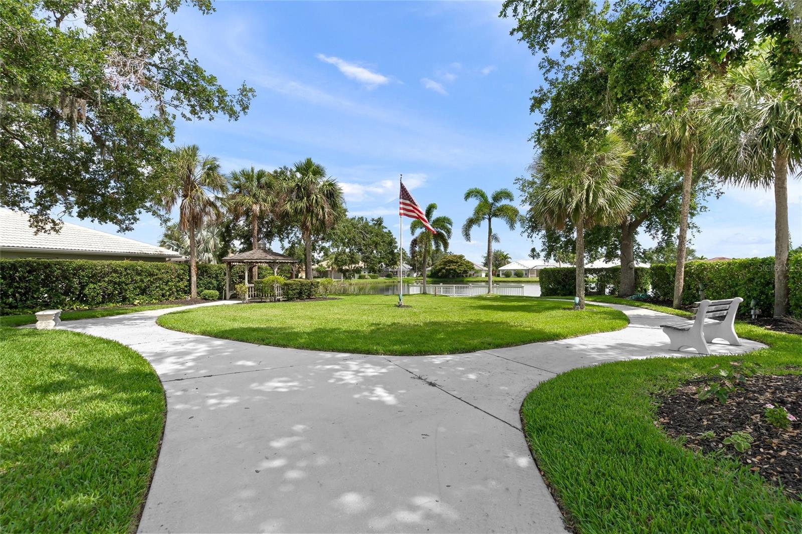 DEERFIELD - Residential