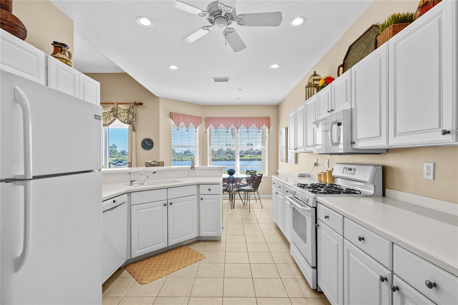 HERON CREEK - Residential