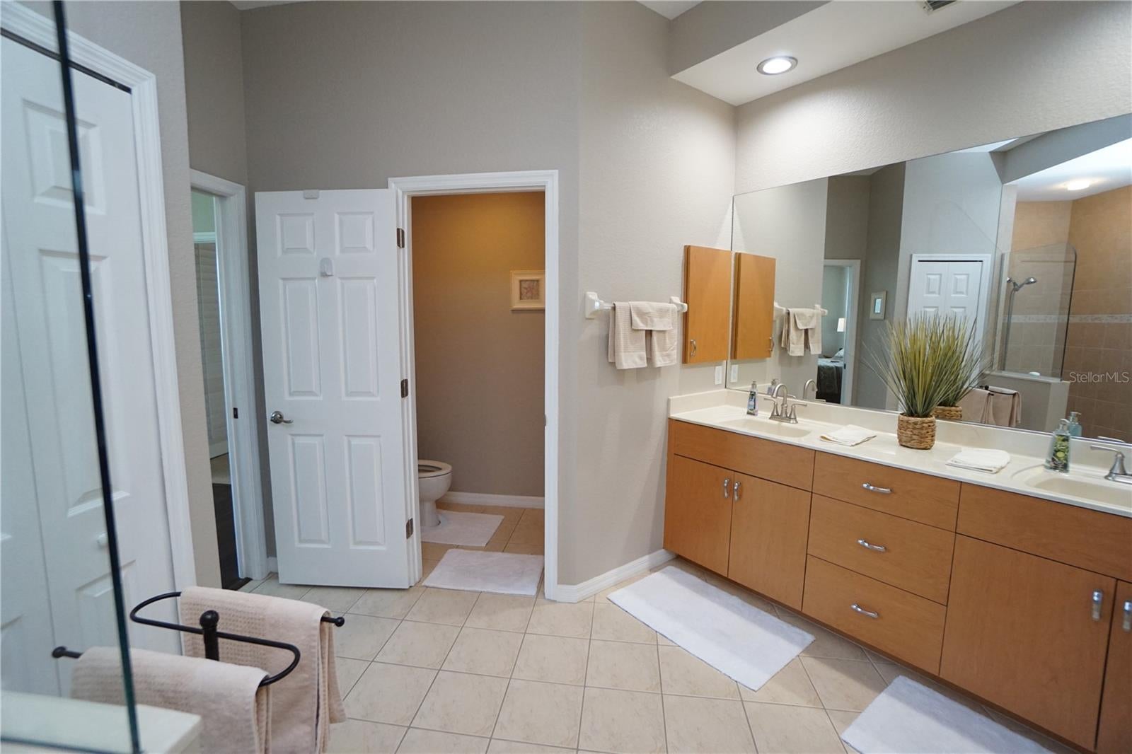 VIZCAYA AT BURNT STORE ISLES P - Residential