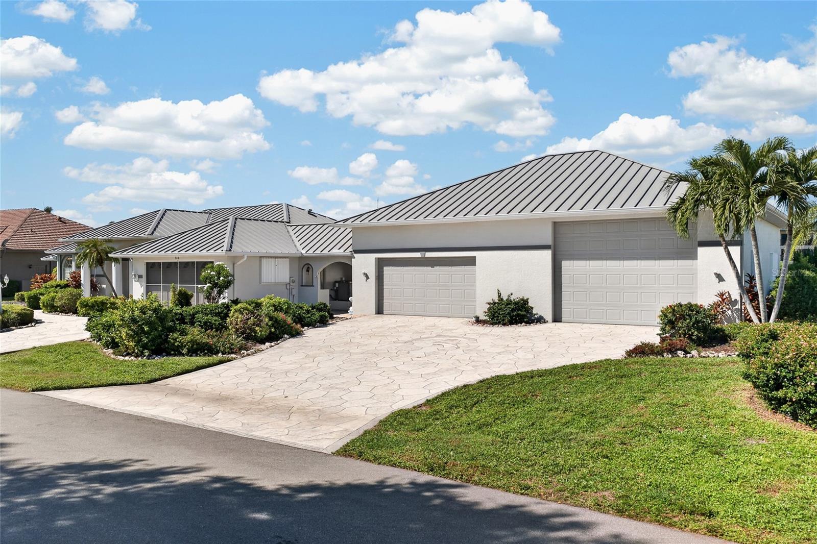 PUNTA GORDA ISLES SEC 11 - Residential
