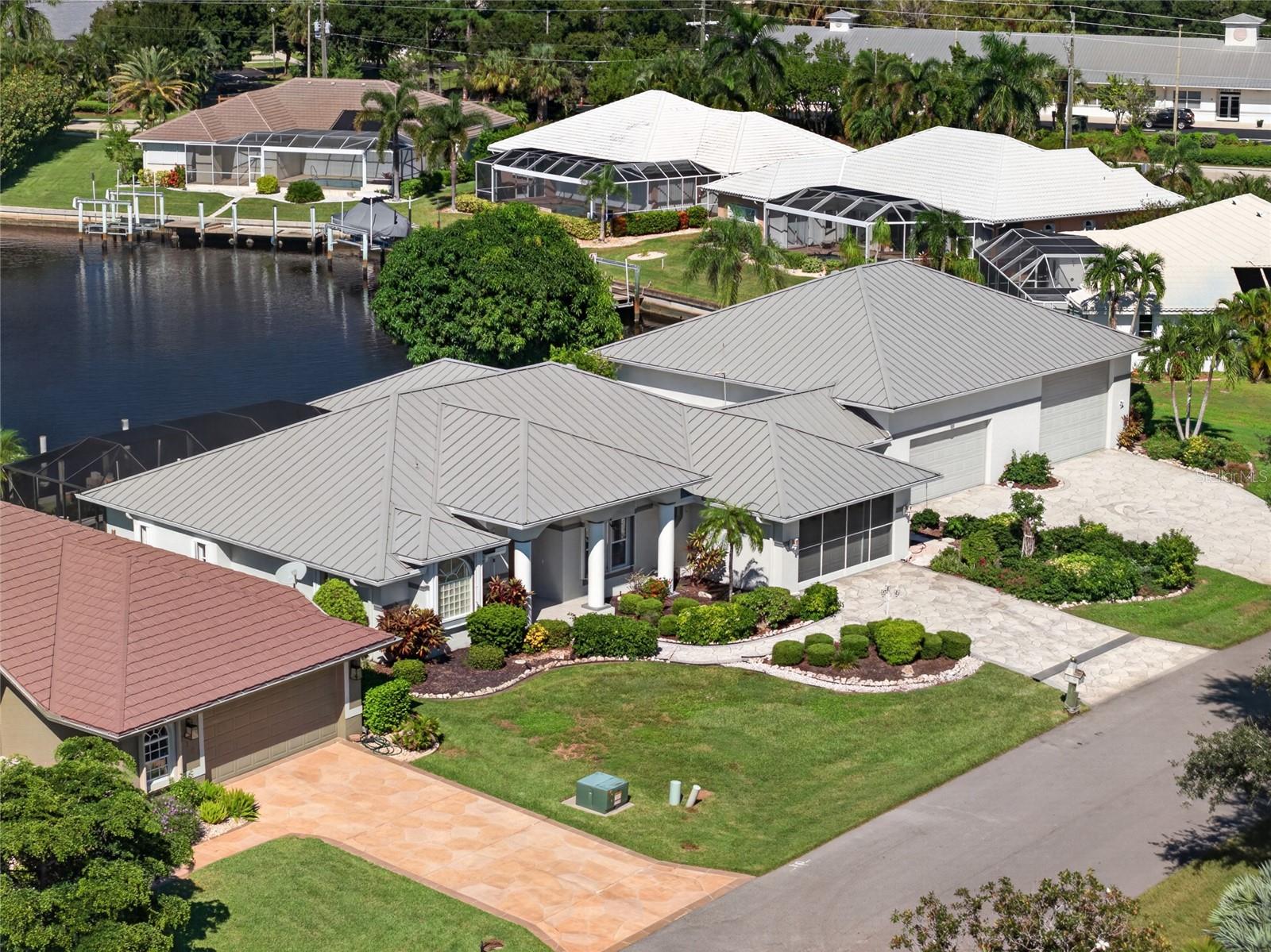 PUNTA GORDA ISLES SEC 11 - Residential