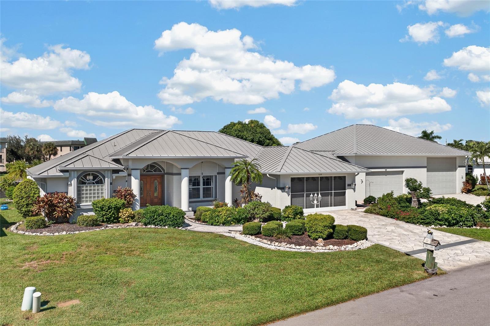 PUNTA GORDA ISLES SEC 11 - Residential