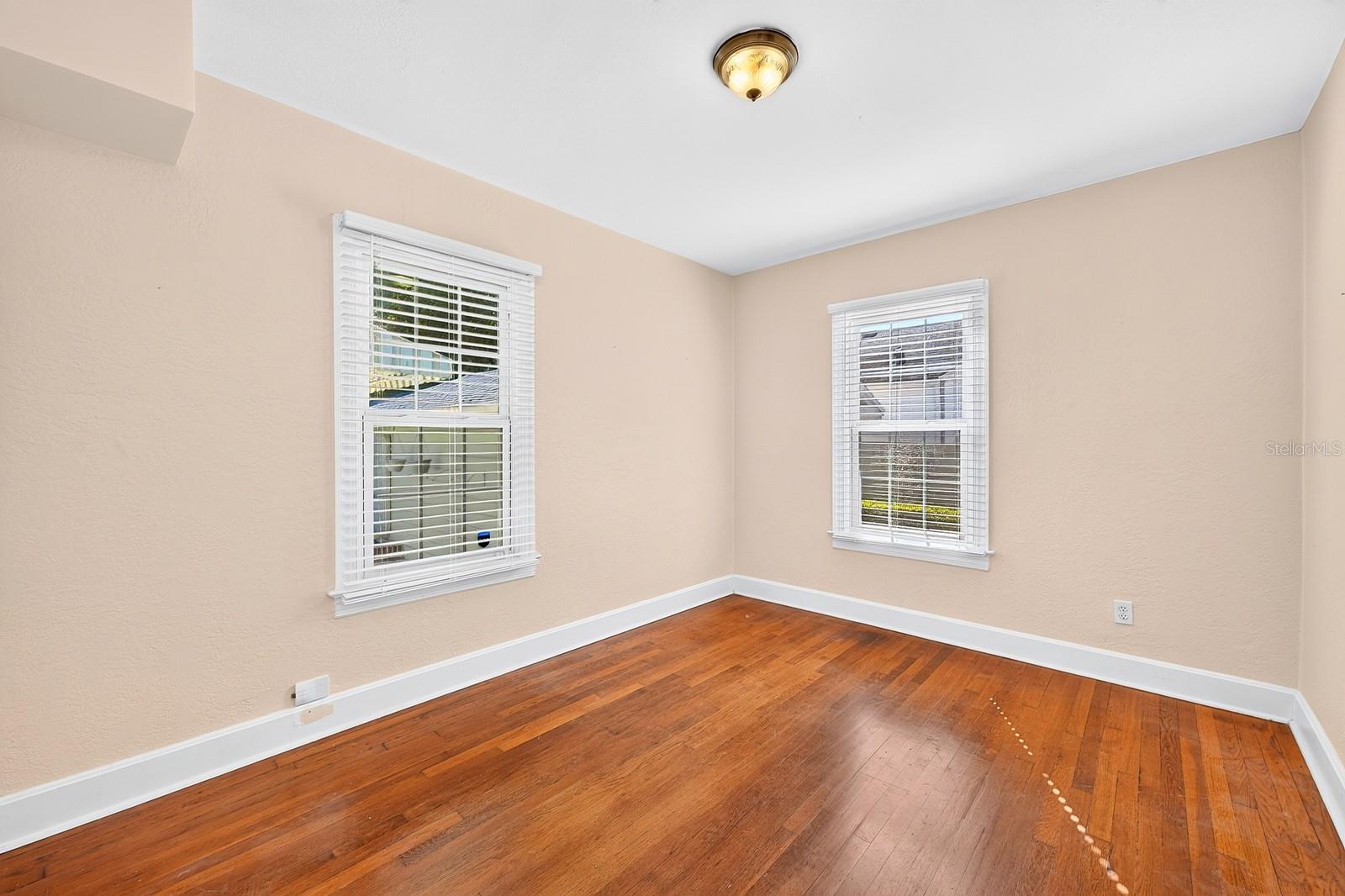 SEMINOLE PARK - Residential