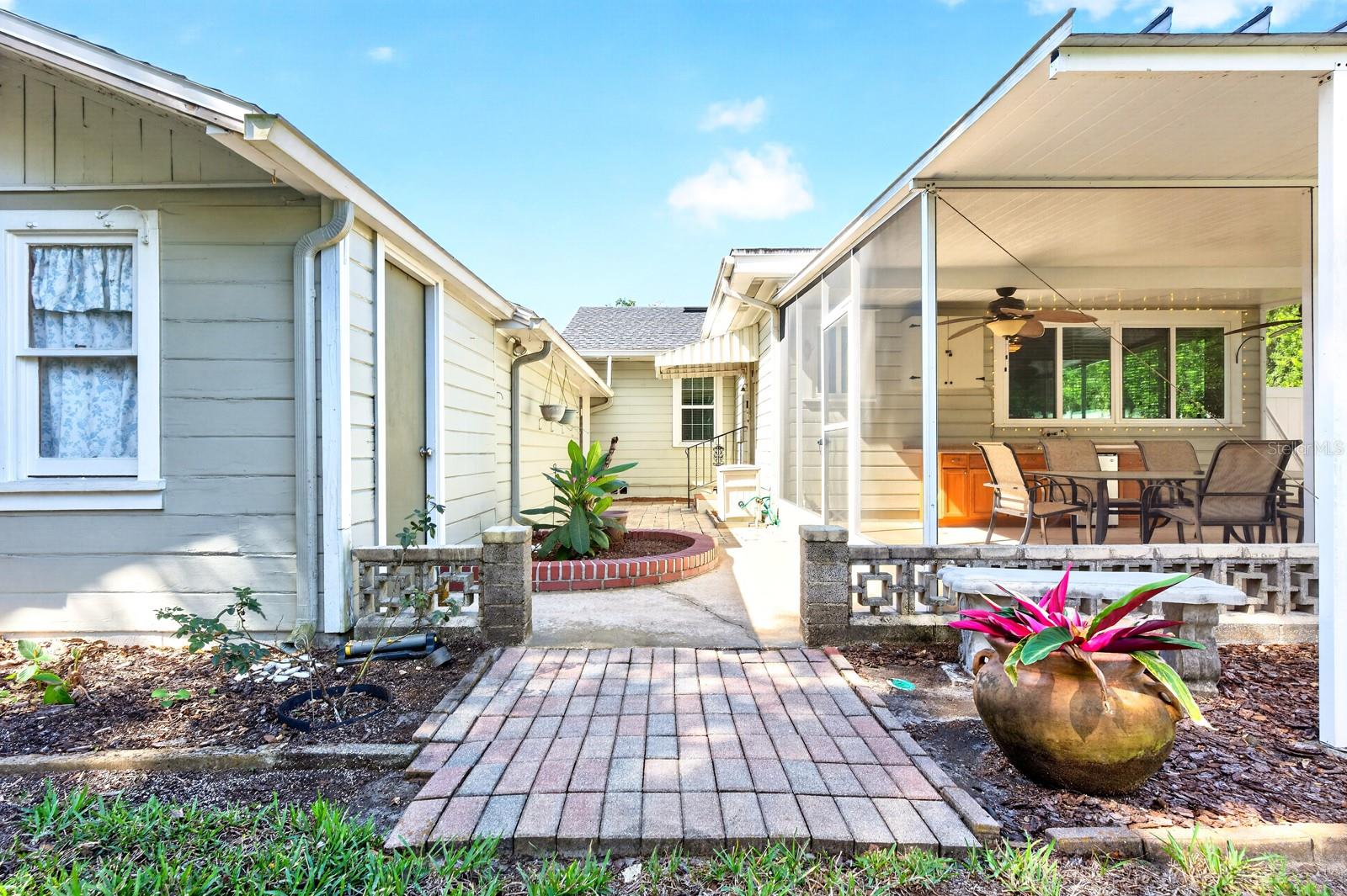 SEMINOLE PARK - Residential