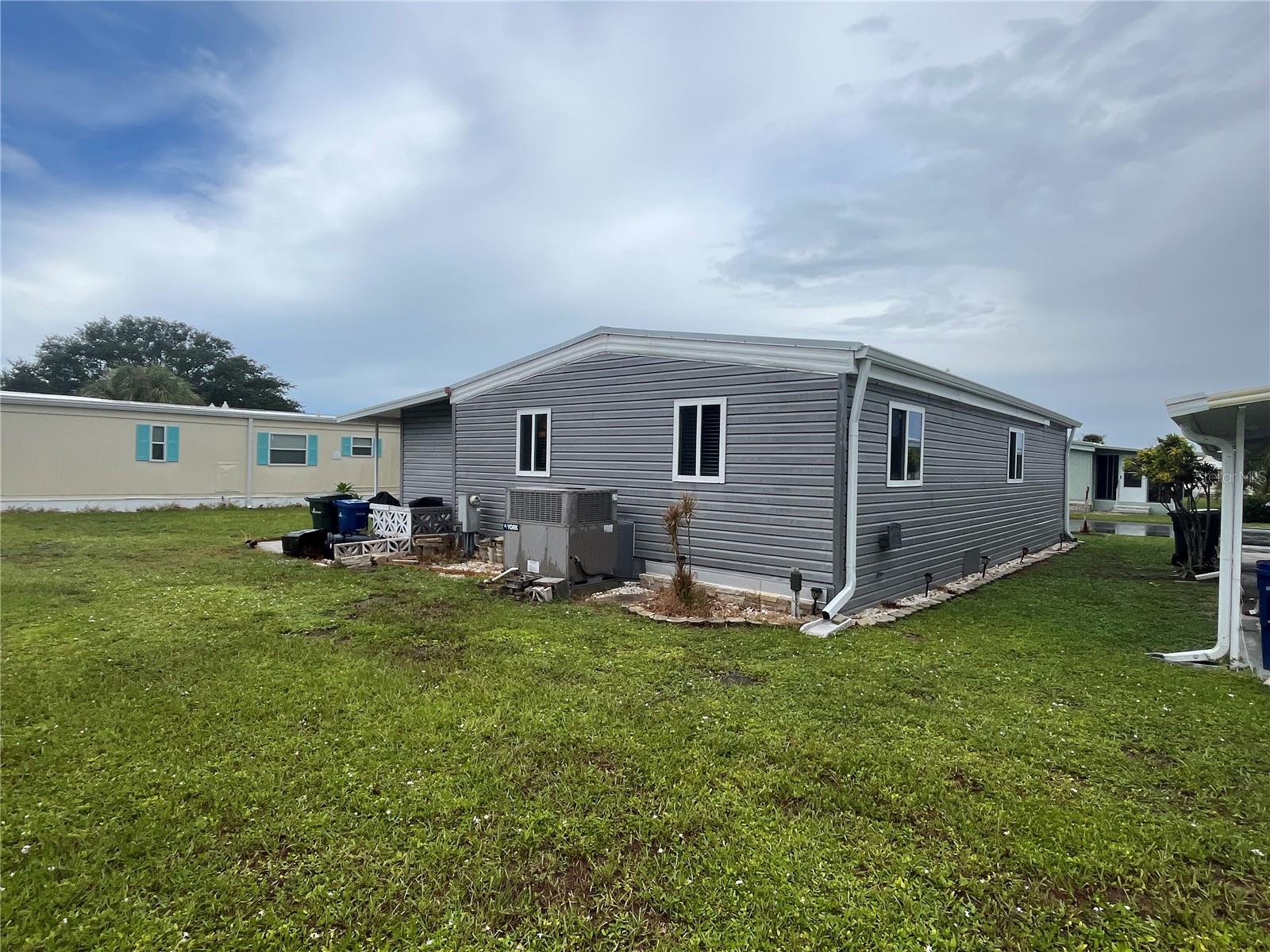 VENICE ISLE - Residential
