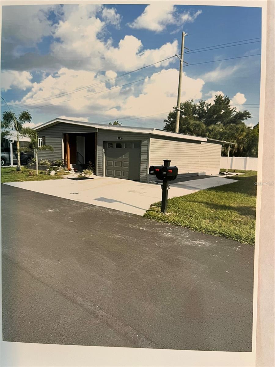 VENICE ISLE - Residential