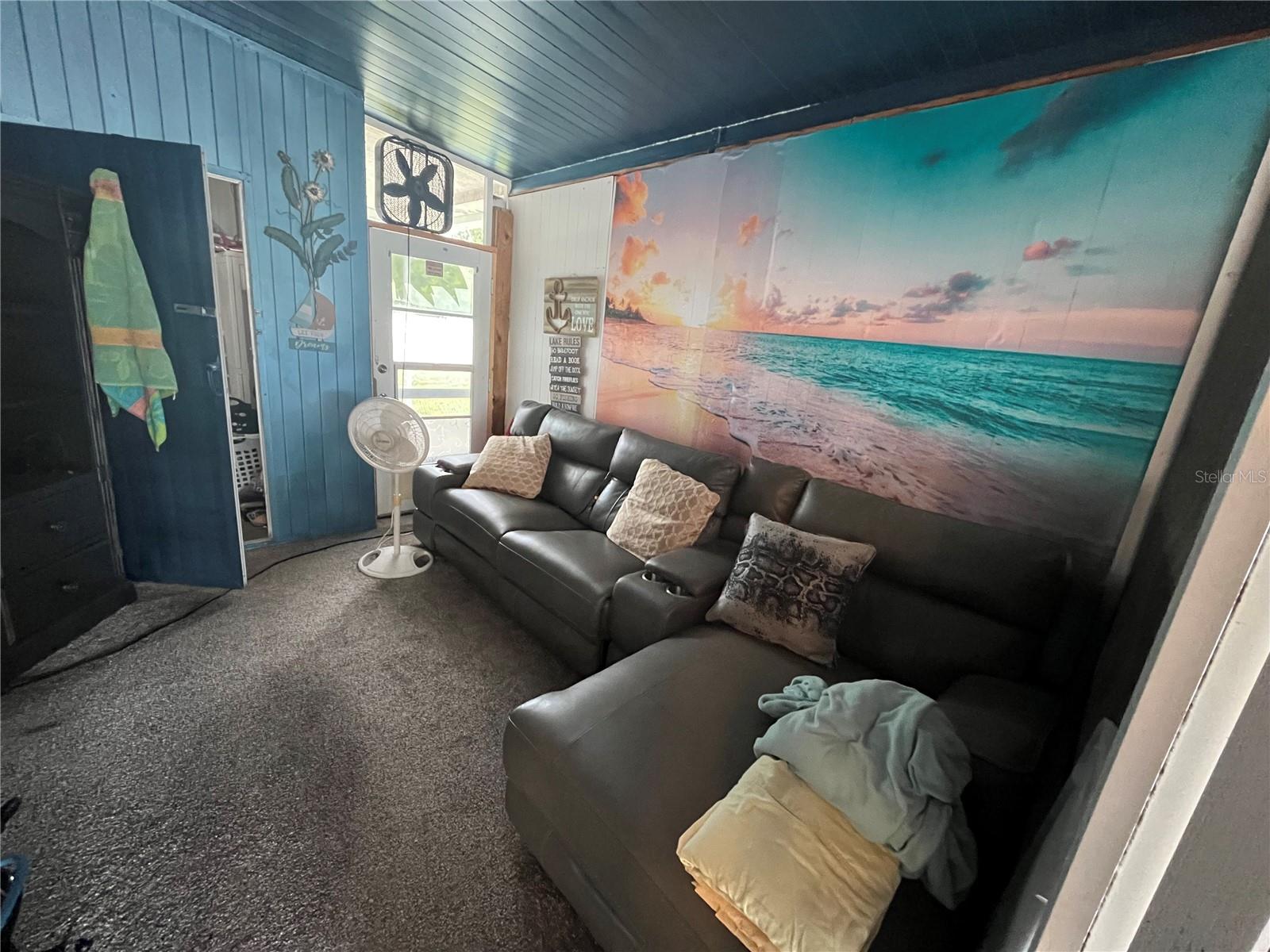 VENICE ISLE - Residential