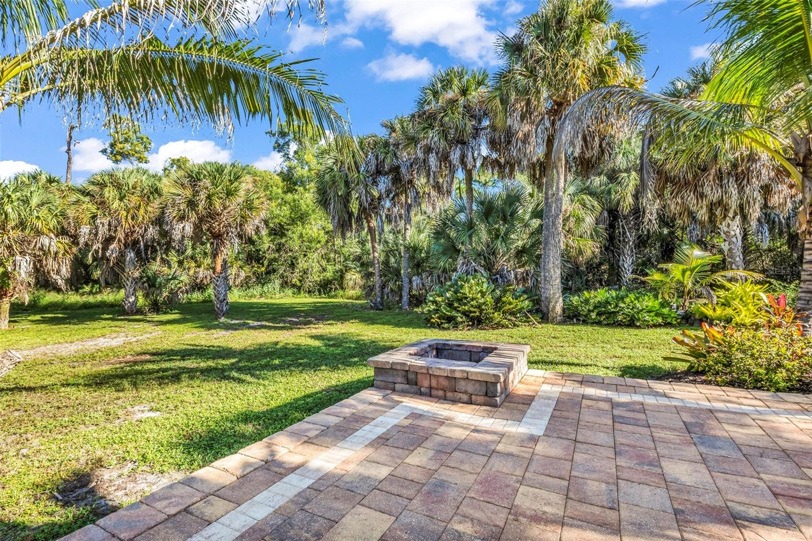 PUNTA GORDA ISLES SEC 21 - Residential
