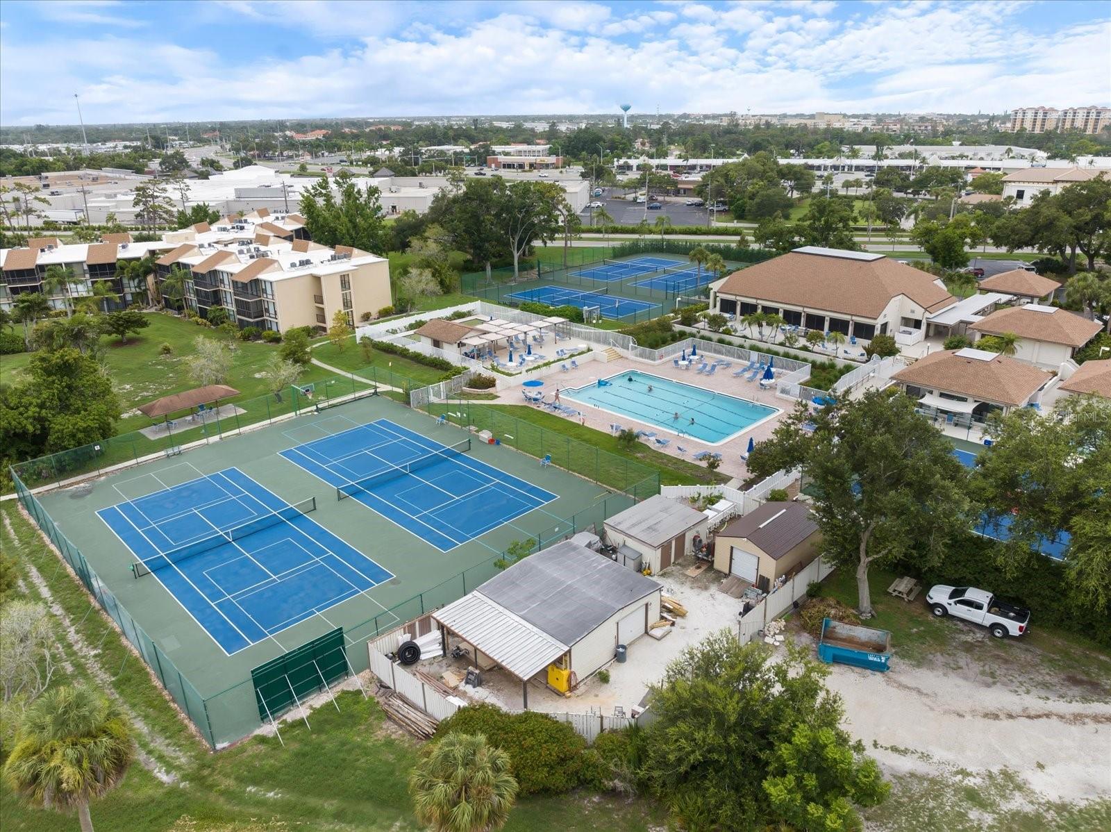 BIRD BAY V - Residential