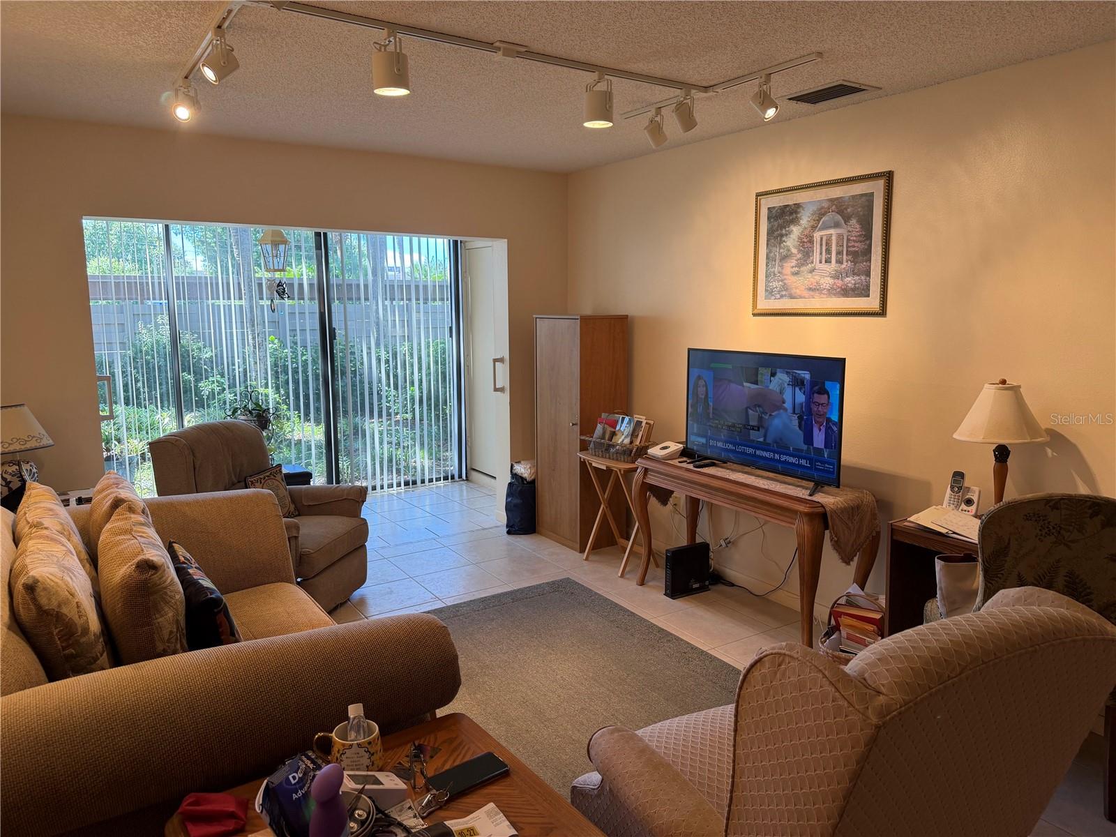 BIRD BAY V - Residential