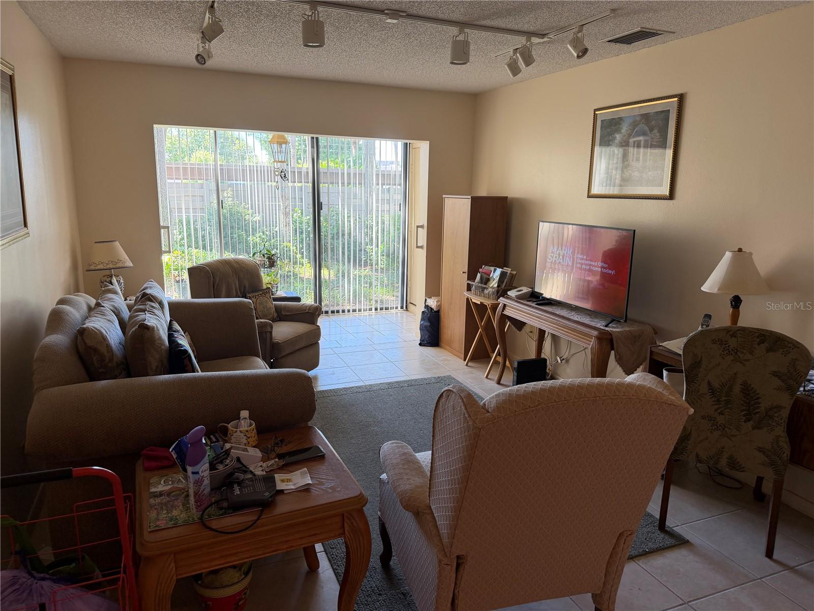 BIRD BAY V - Residential