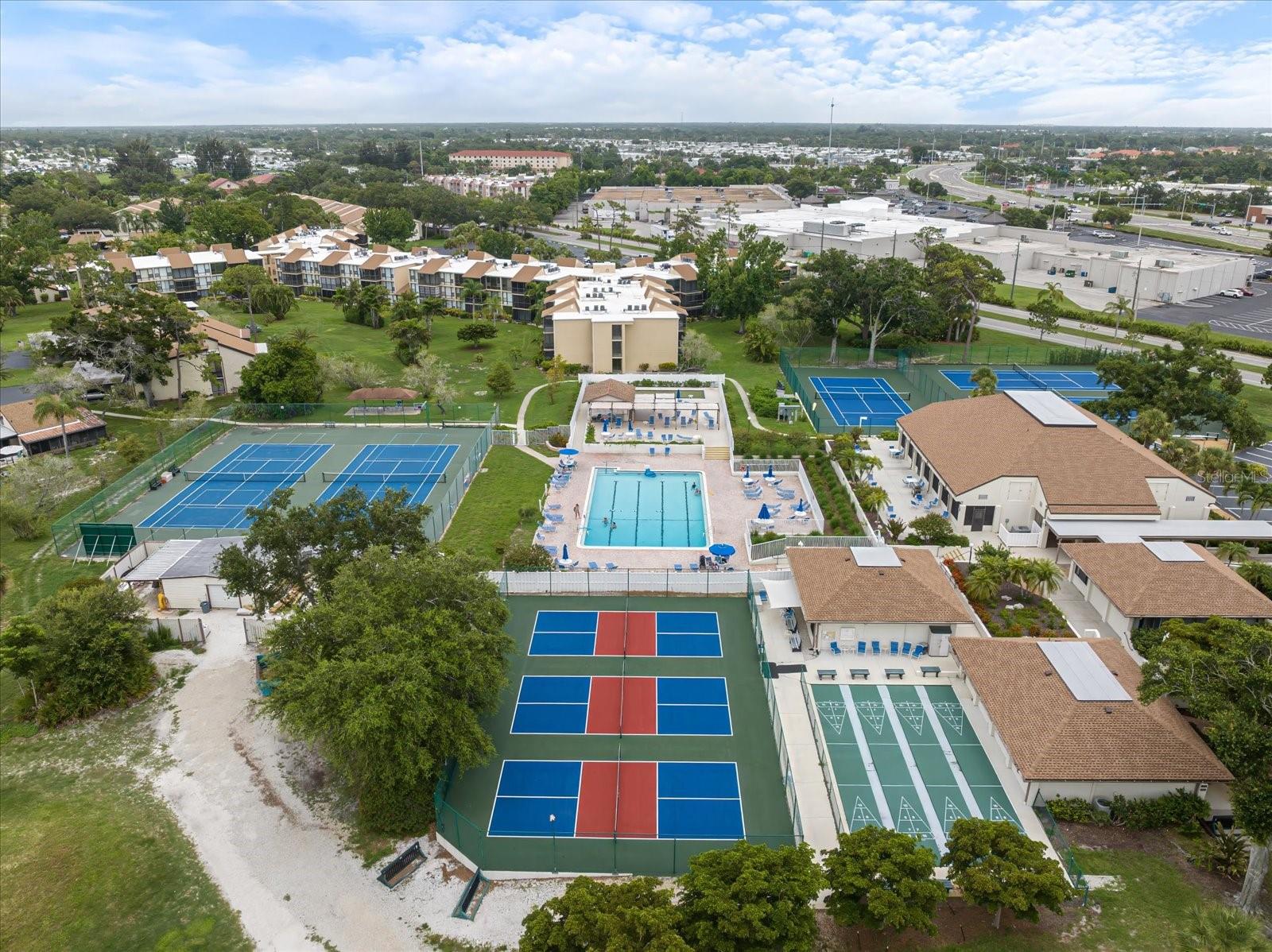 BIRD BAY V - Residential