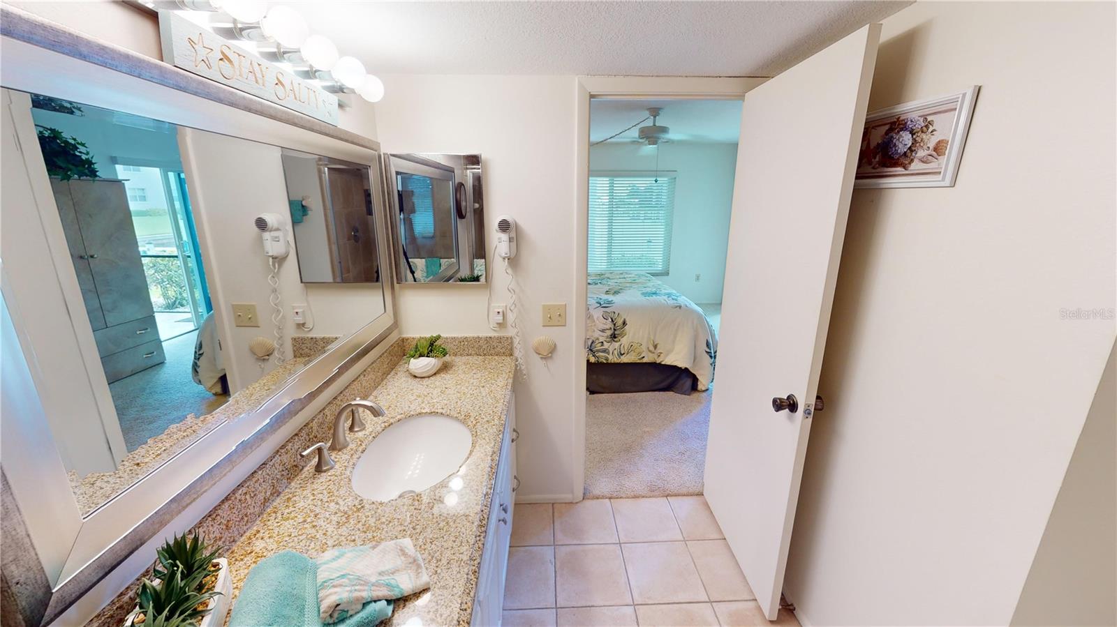VILLAS CEDAR KEY - Residential