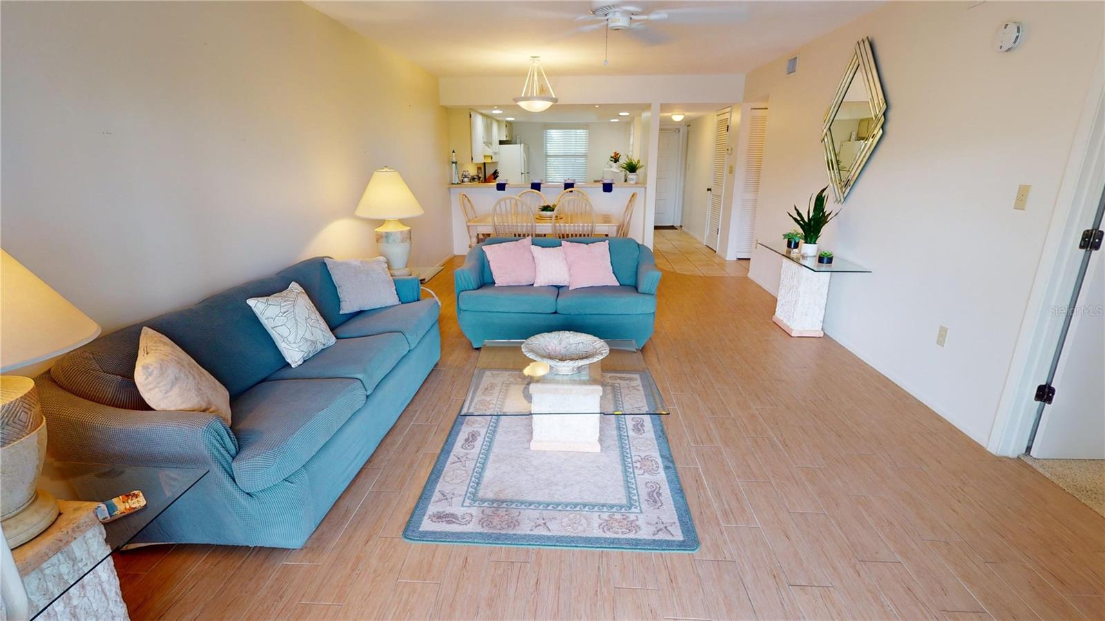 VILLAS CEDAR KEY - Residential