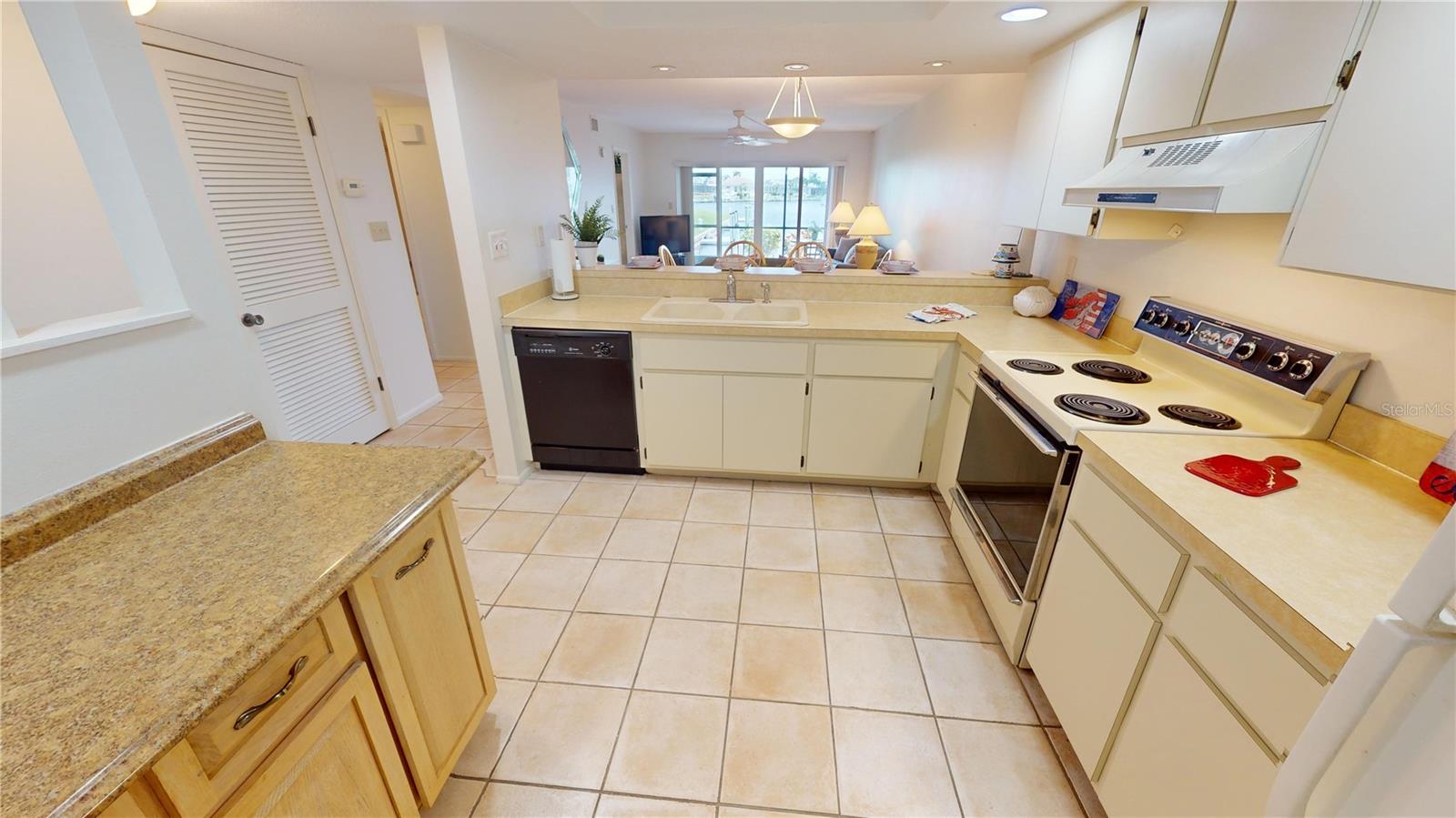 VILLAS CEDAR KEY - Residential