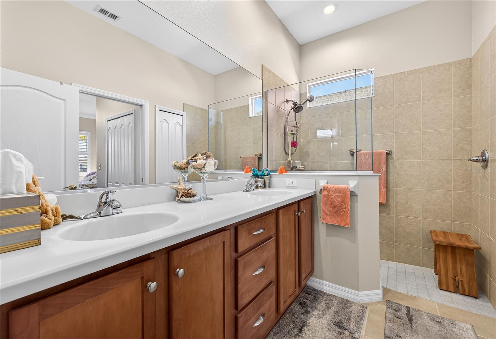 KINGS GATE PH 7B - Residential