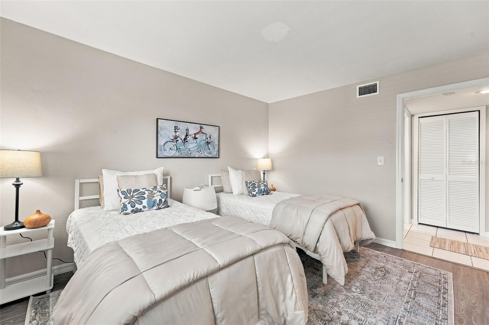 EGRET POINTE PH 03 - Residential