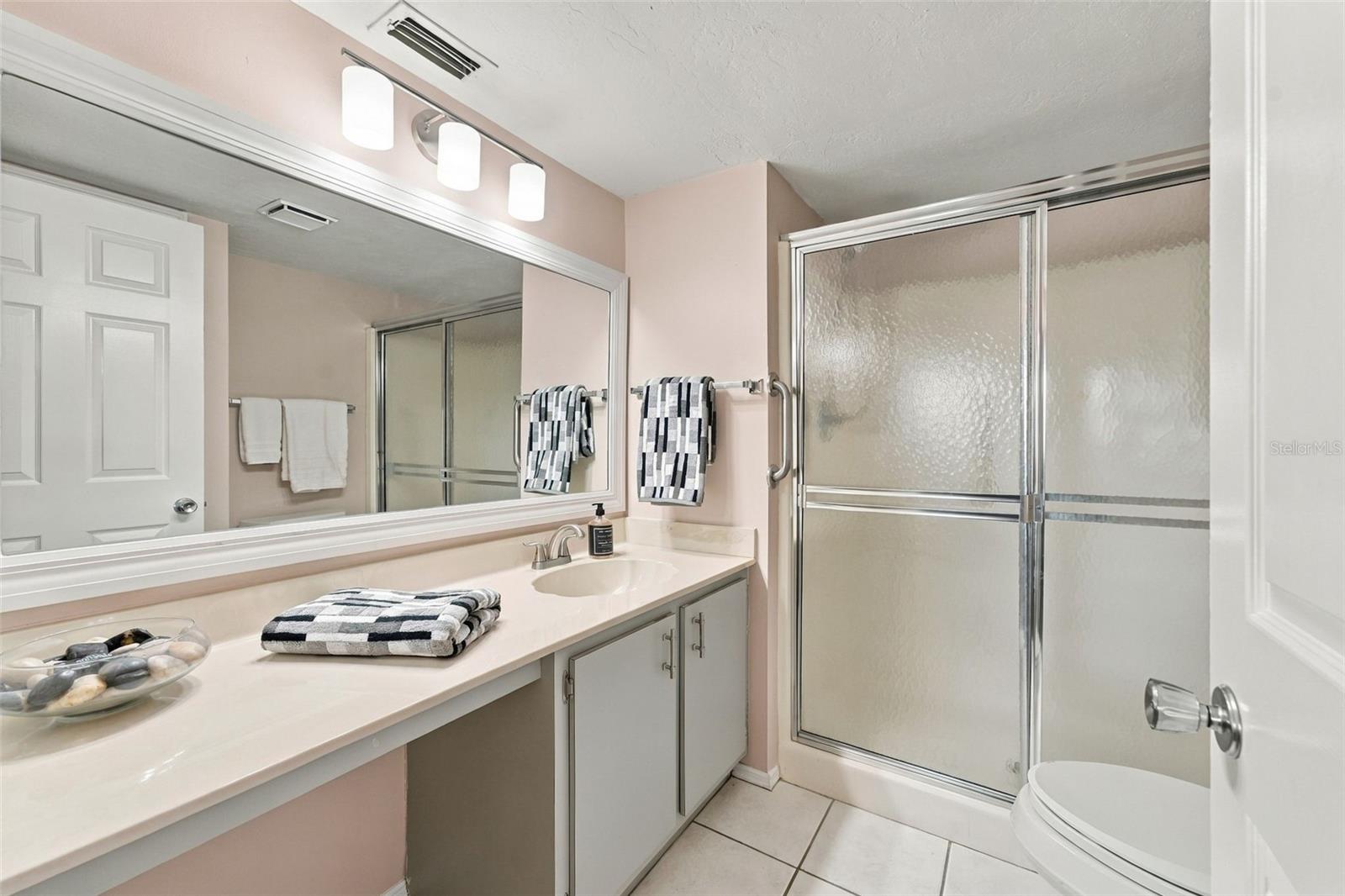 EGRET POINTE PH 03 - Residential