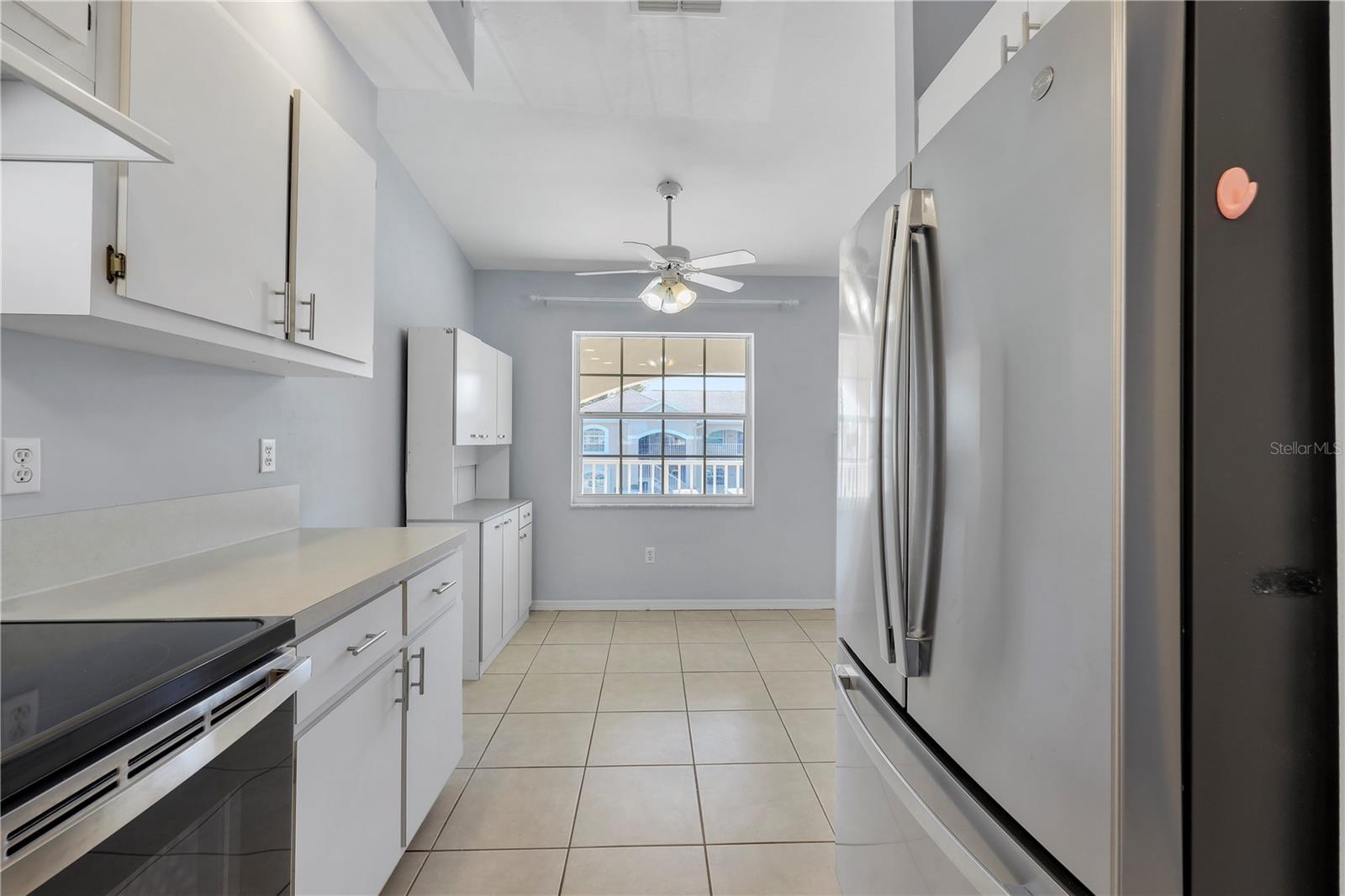 CRYSTAL BAY/KINGSWAY CONDO PH - Residential