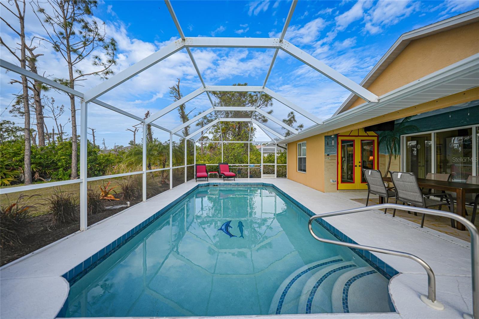 ROTONDA LAKES - Residential