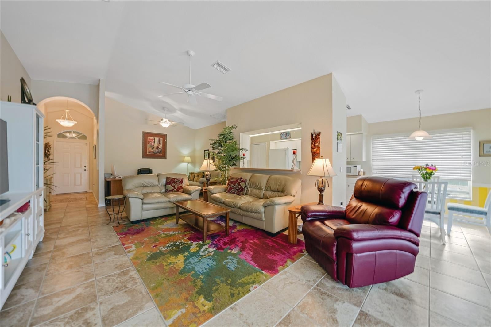 ROTONDA LAKES - Residential