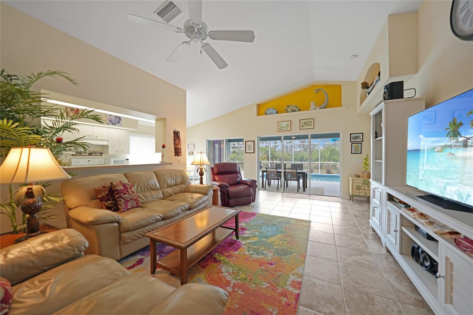 ROTONDA LAKES - Residential
