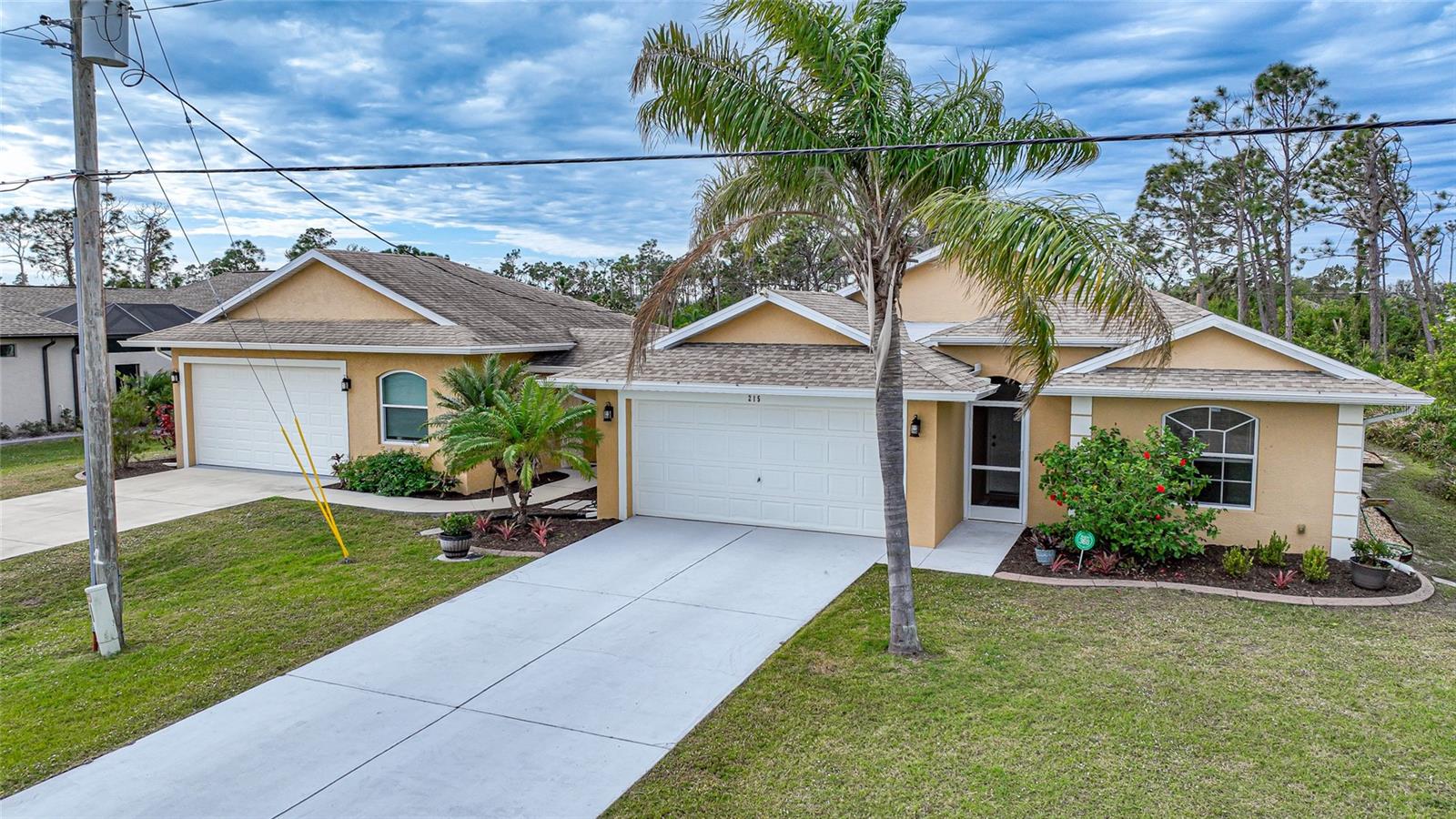 ROTONDA LAKES - Residential