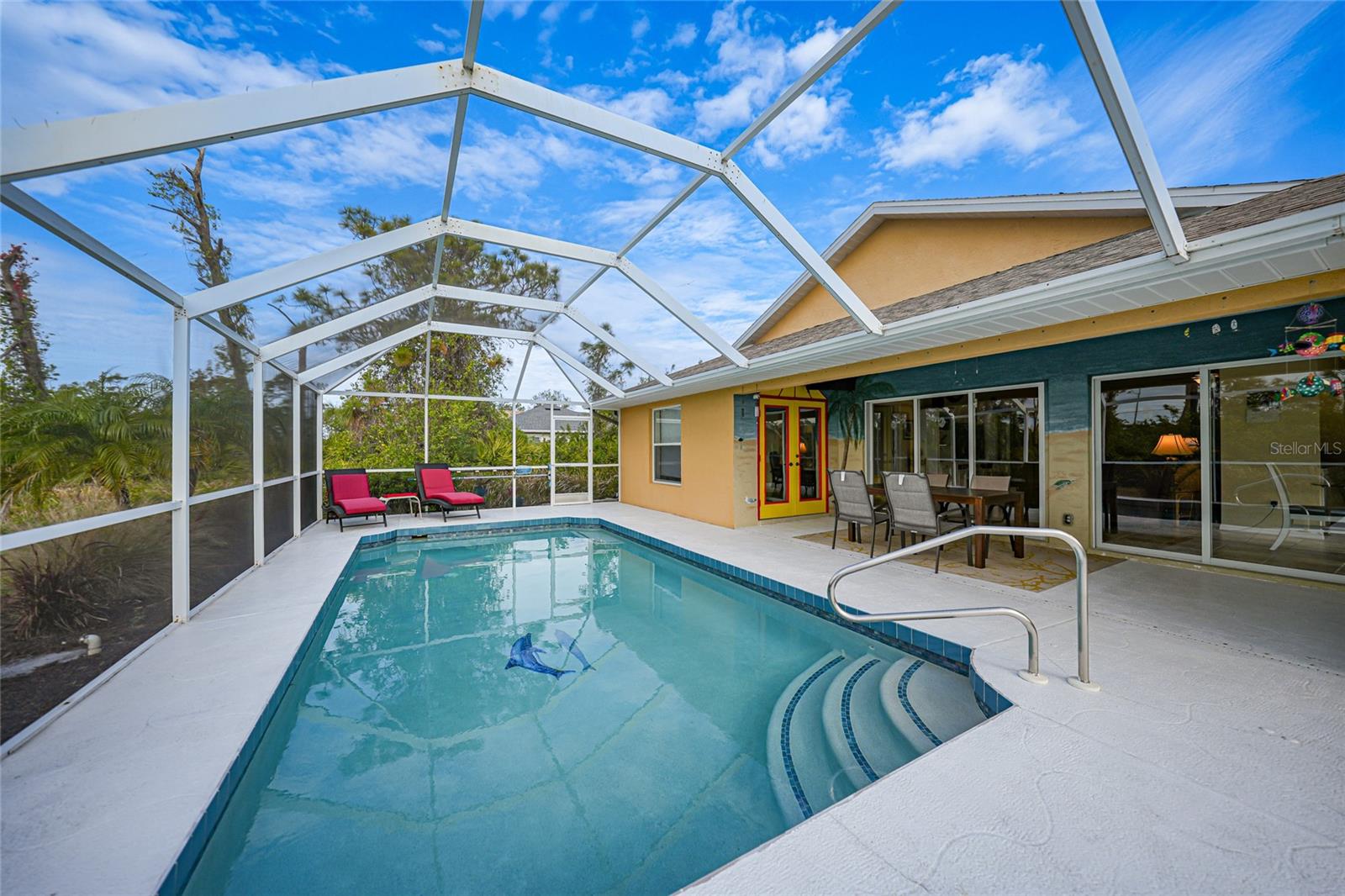ROTONDA LAKES - Residential