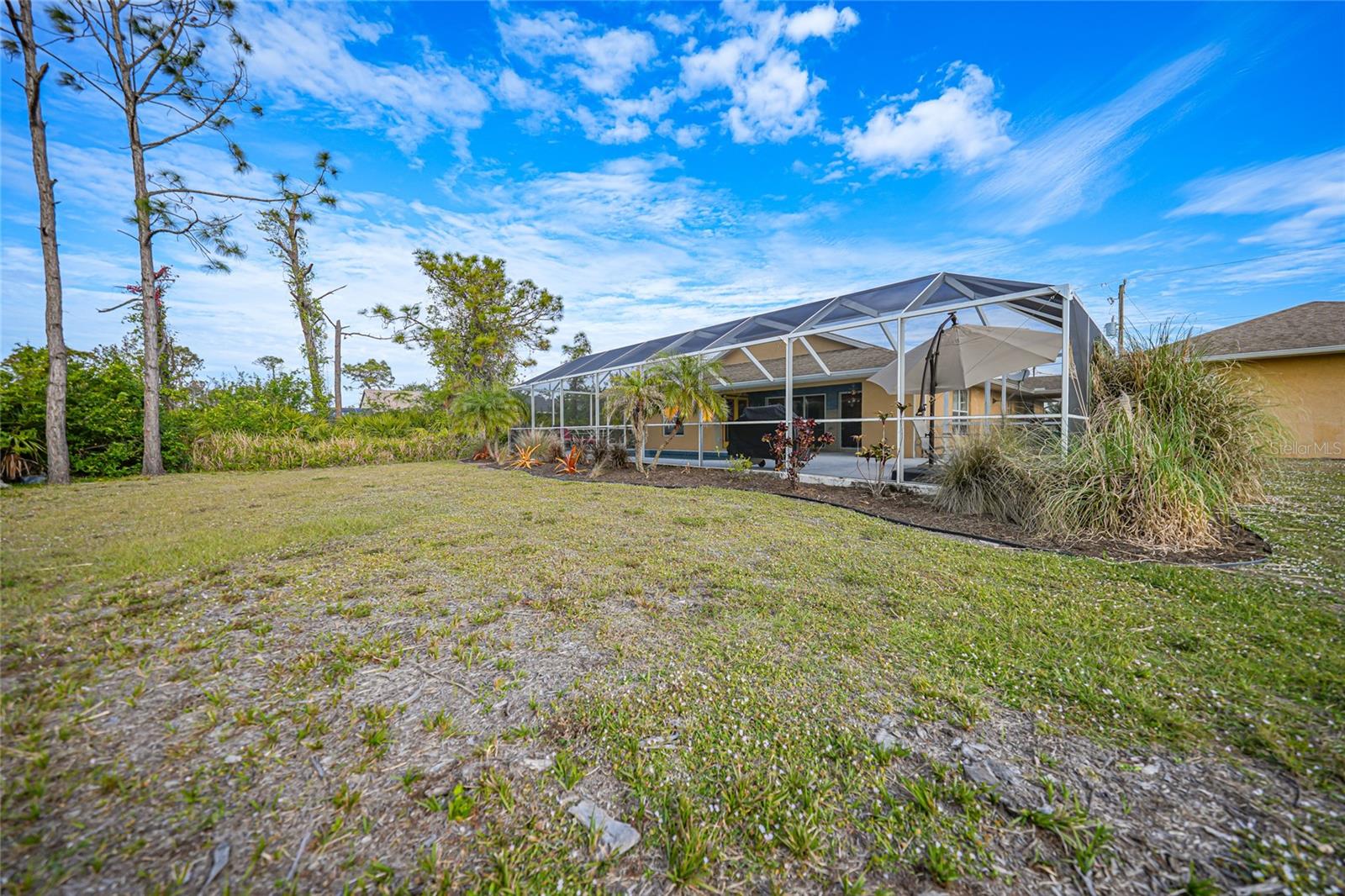 ROTONDA LAKES - Residential