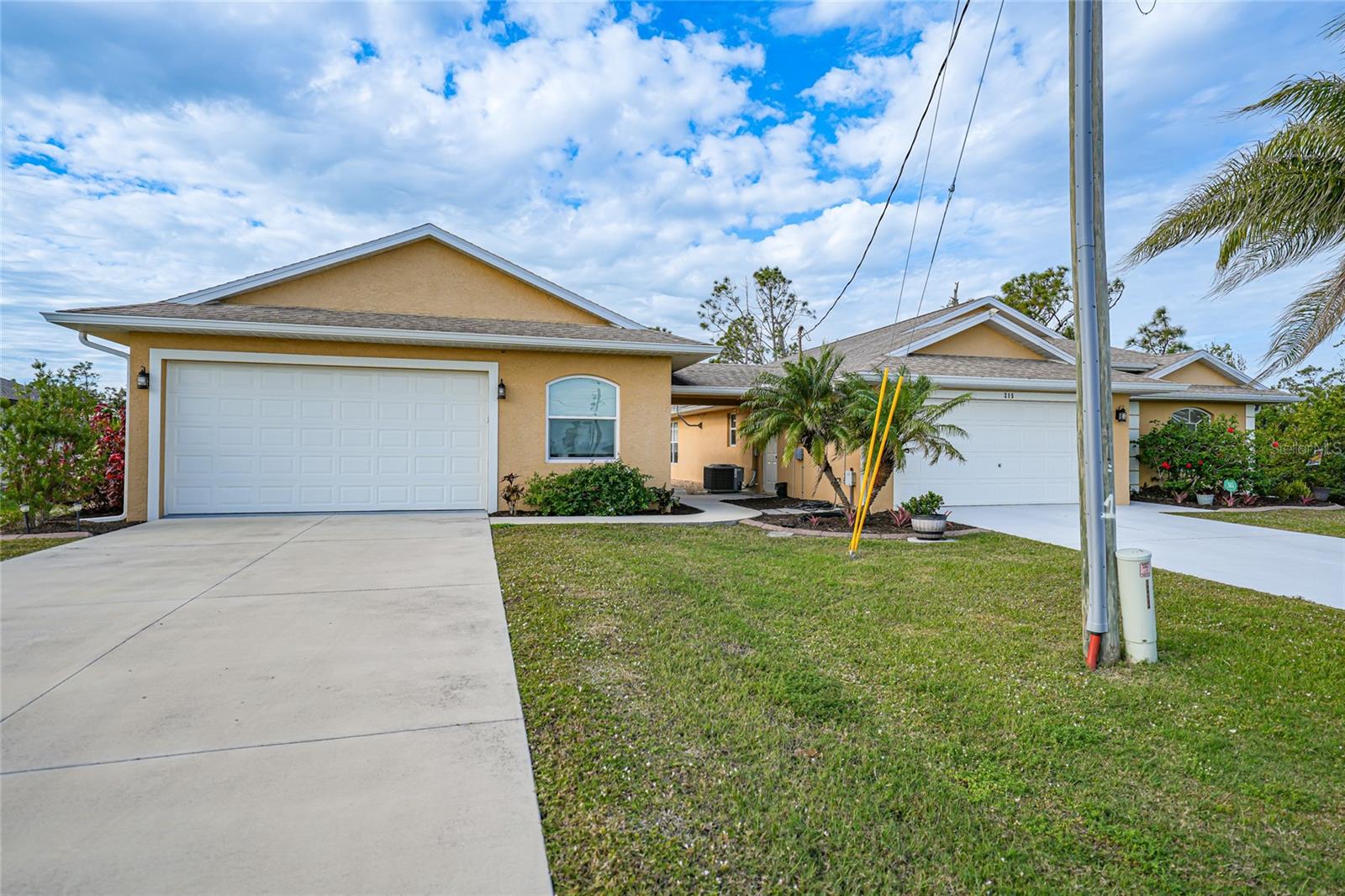 ROTONDA LAKES - Residential