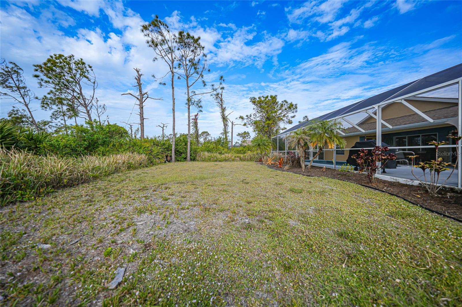 ROTONDA LAKES - Residential