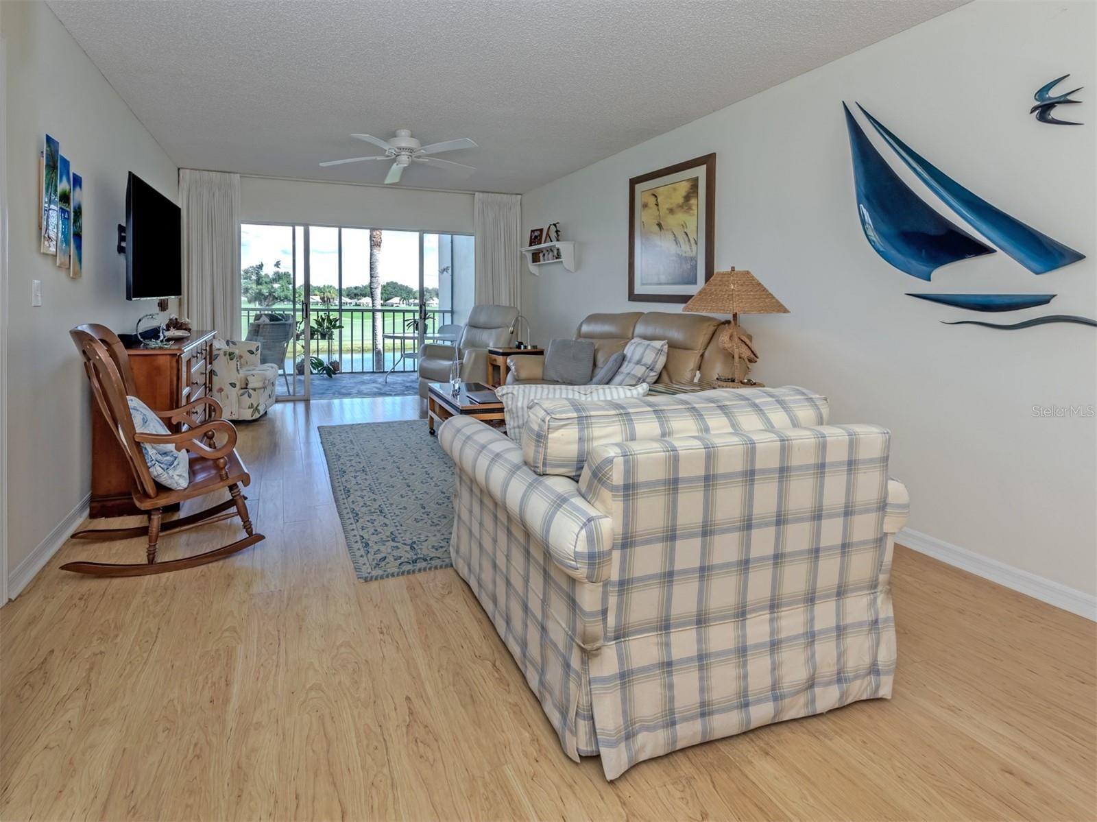 WESTCHESTER GARDENS AND PLAN - Residential